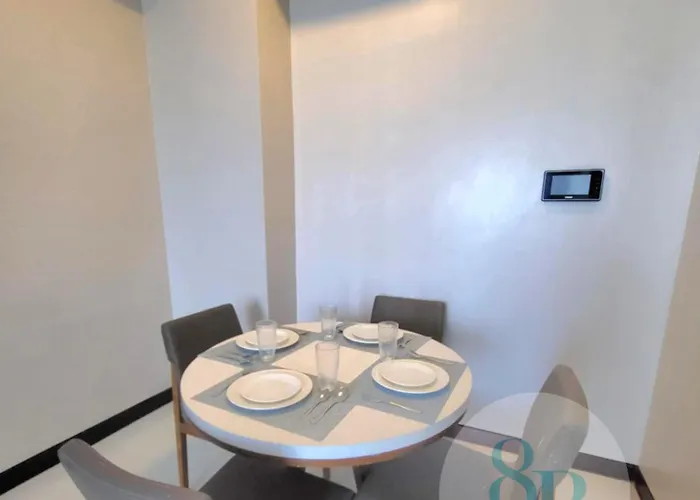 Mactan Newtown 8newtown Boulevard Rm6 Lägenhetshotell Lapu-Lapu City