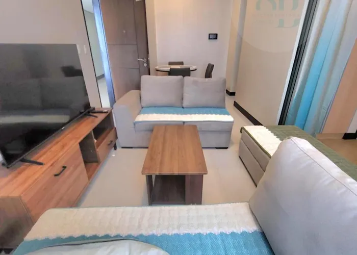 Mactan Newtown 8newtown Boulevard Rm6 Lägenhetshotell Lapu-Lapu City