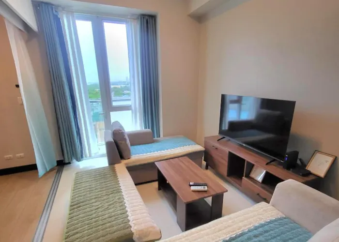 Mactan Newtown 8newtown Boulevard Rm6 3* Lapu-Lapu City